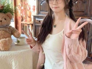 白丝美女被爆羞羞网站_白丝美女被爆羞羞网站：是道德的沦丧还是人性的扭曲